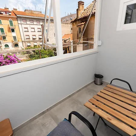 Apartment Laghanini Split